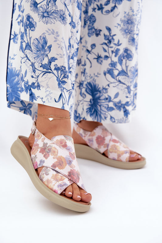 Wedge Sandals model 211361 Step in style