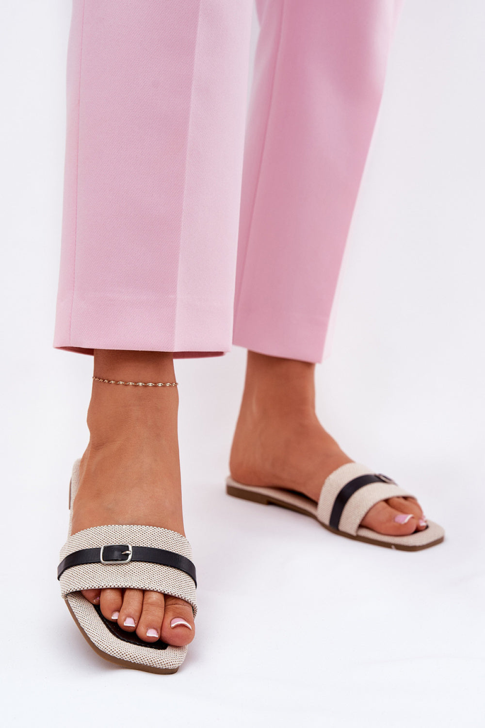 Mules model 211700 Step in style