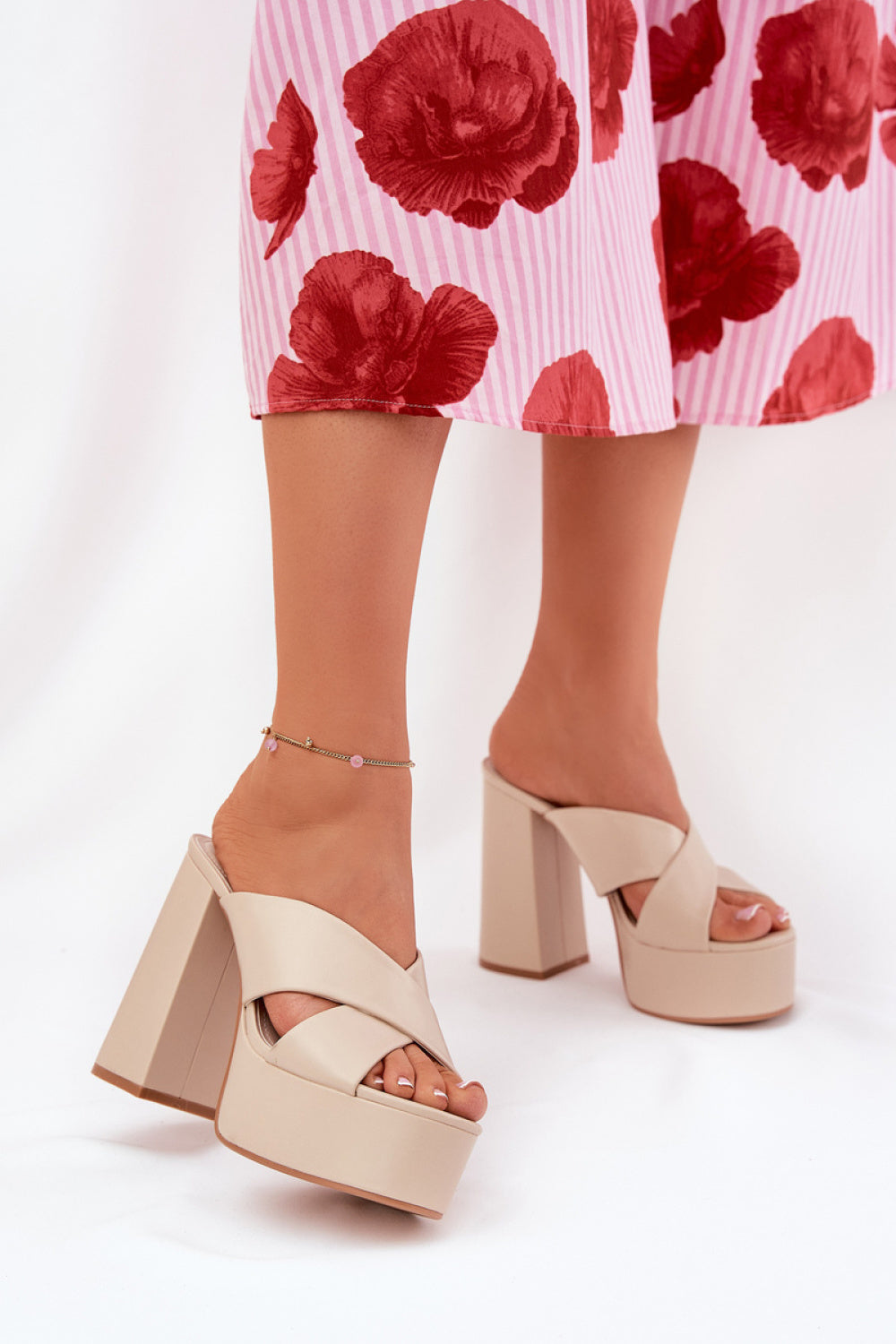 Pantoletten model 211716 Step in style