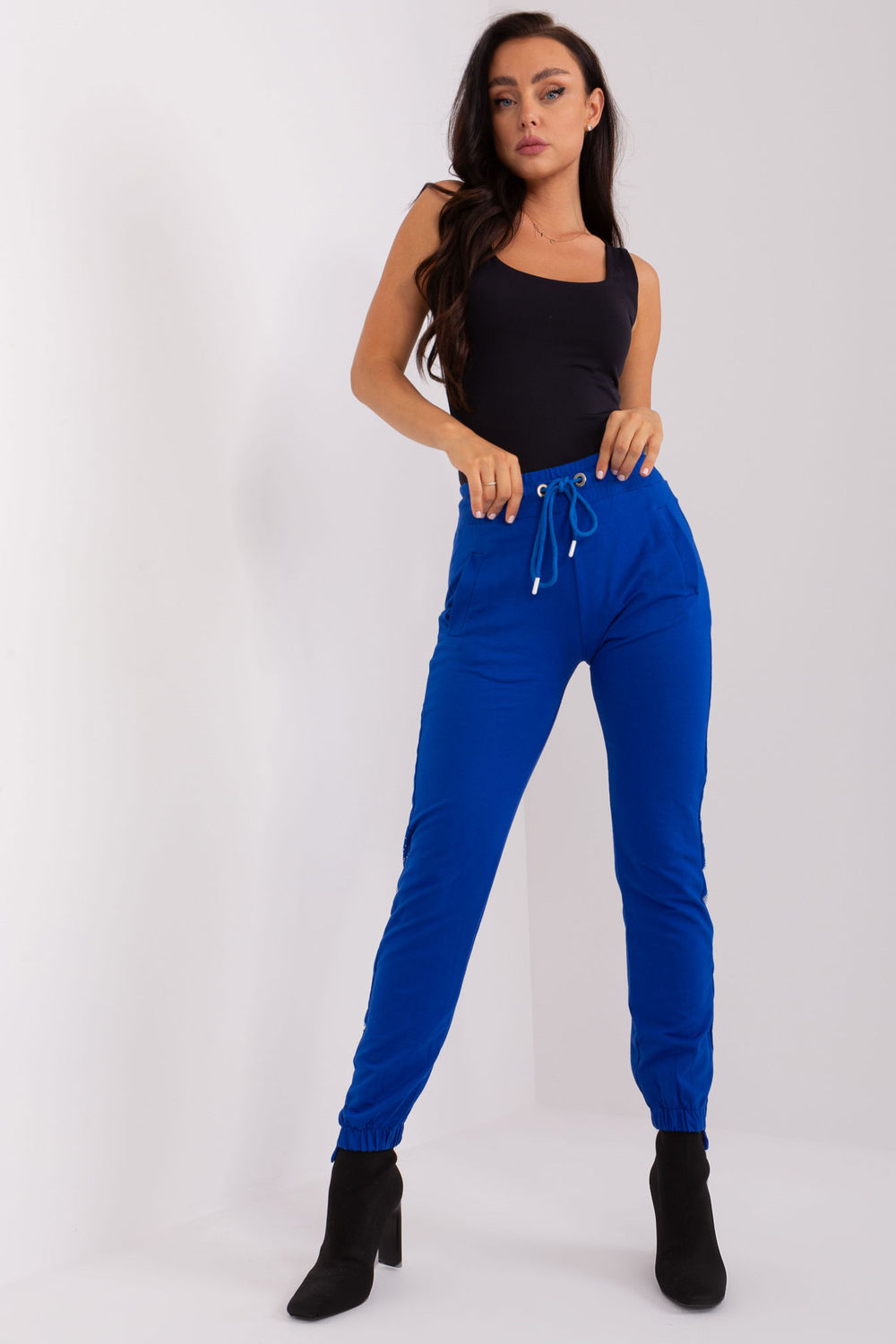 Tracksuit bottoms model 211742 Relevance