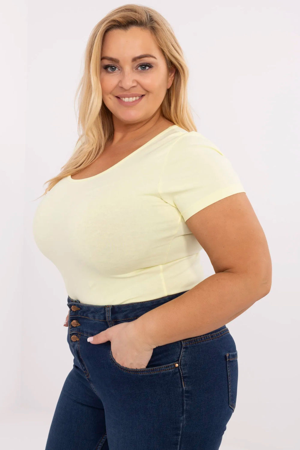 Plus-Size T-shirt model 211766 Relevance