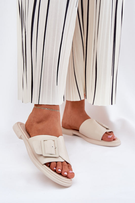 Slippers model 211959 Step in style