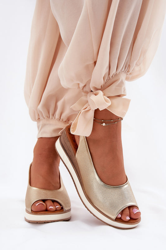 Wedge sandals model 212129 Step in style