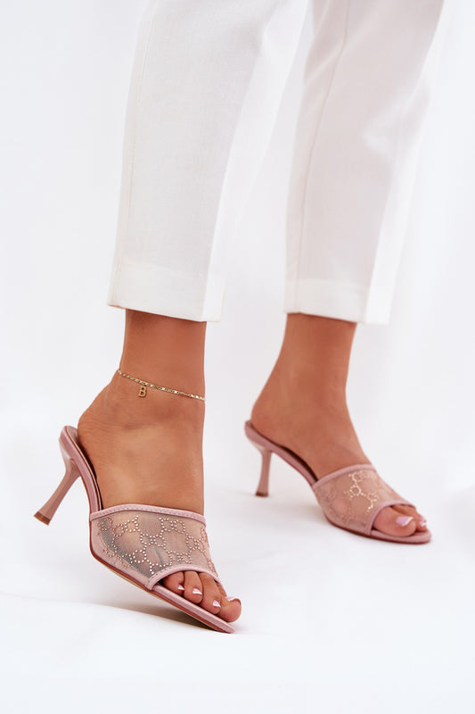 Slippers model 212157 Step in style