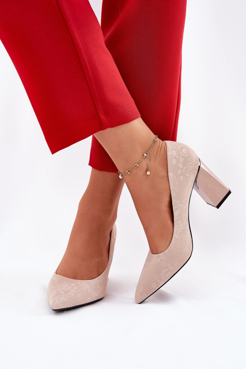Pumps with heel model 212335 Step in style