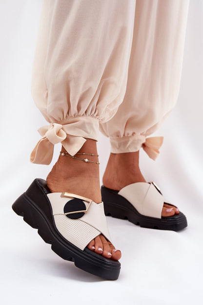 Slippers model 212347 Step in style