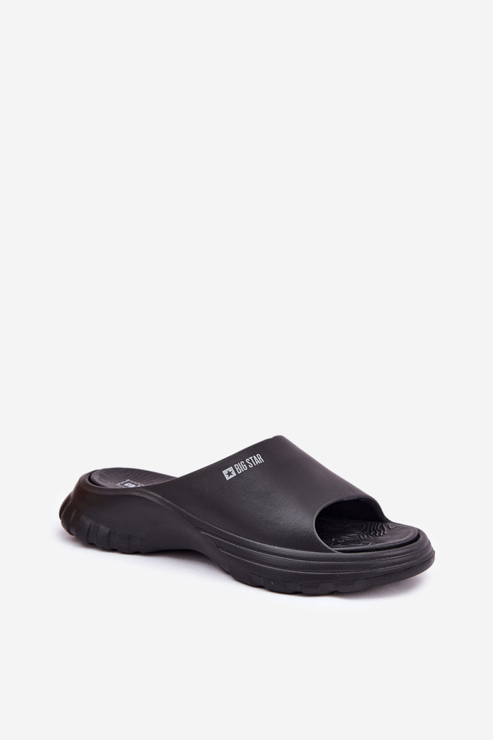 Slippers model 212373 Step in style