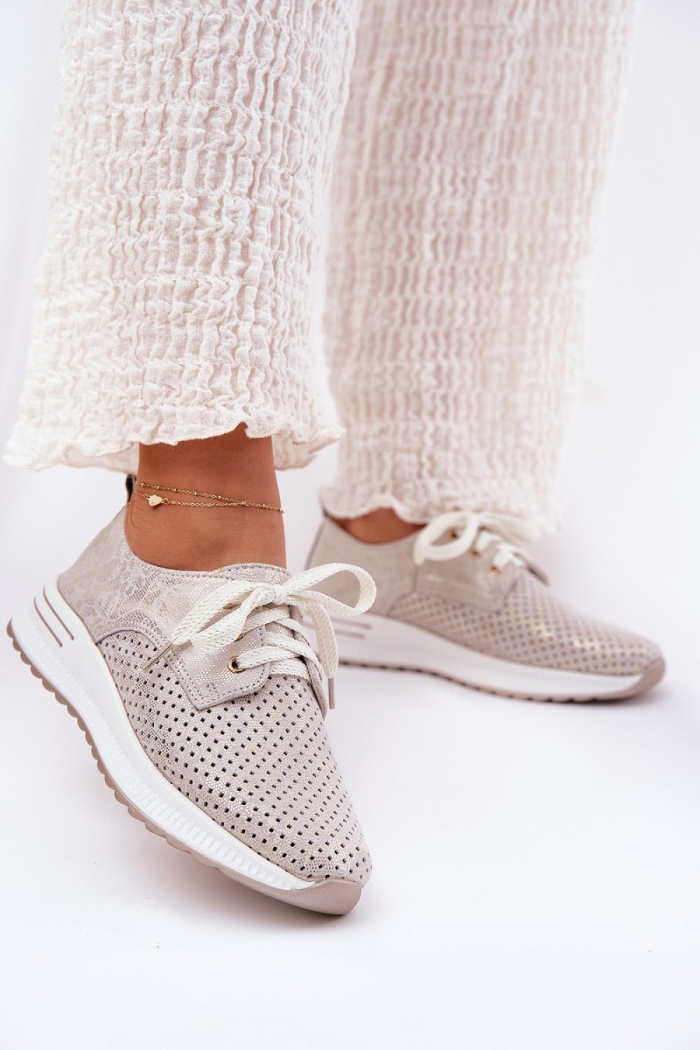Low shoes model 212558 Step in style