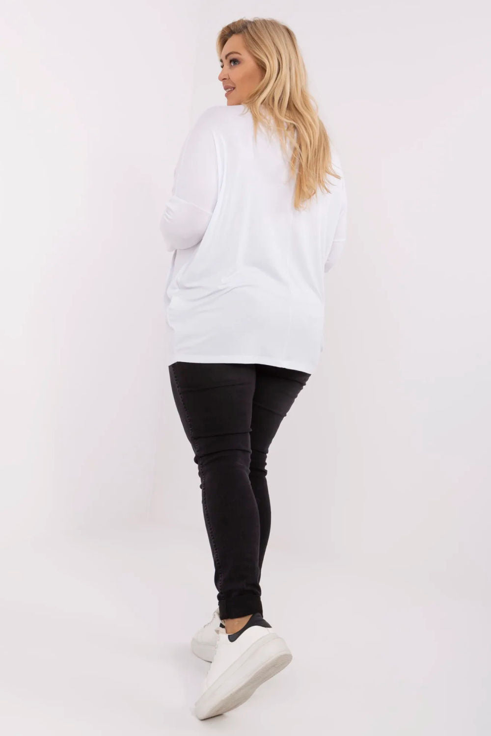 Plus-Size Blouse Model 212683 Relevance
