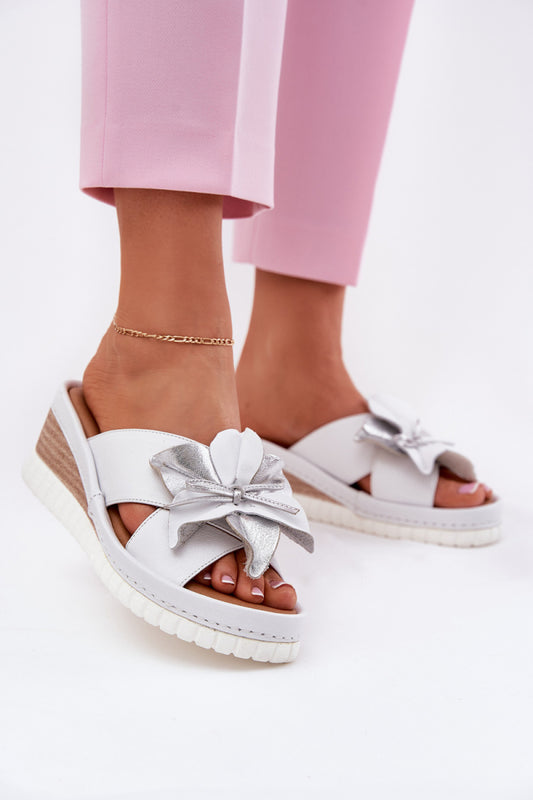 Slippers model 212703 Step in style