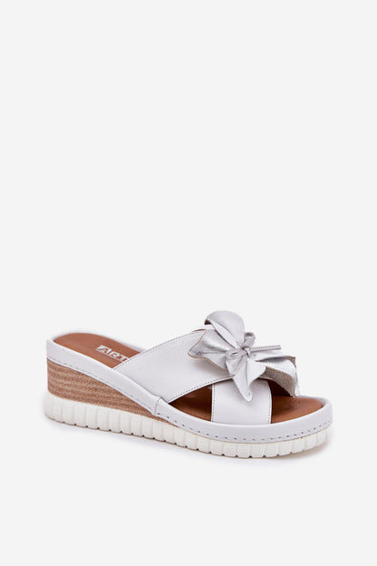 Slippers model 212703 Step in style