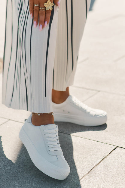 Sneakers Model 212724 Step in style