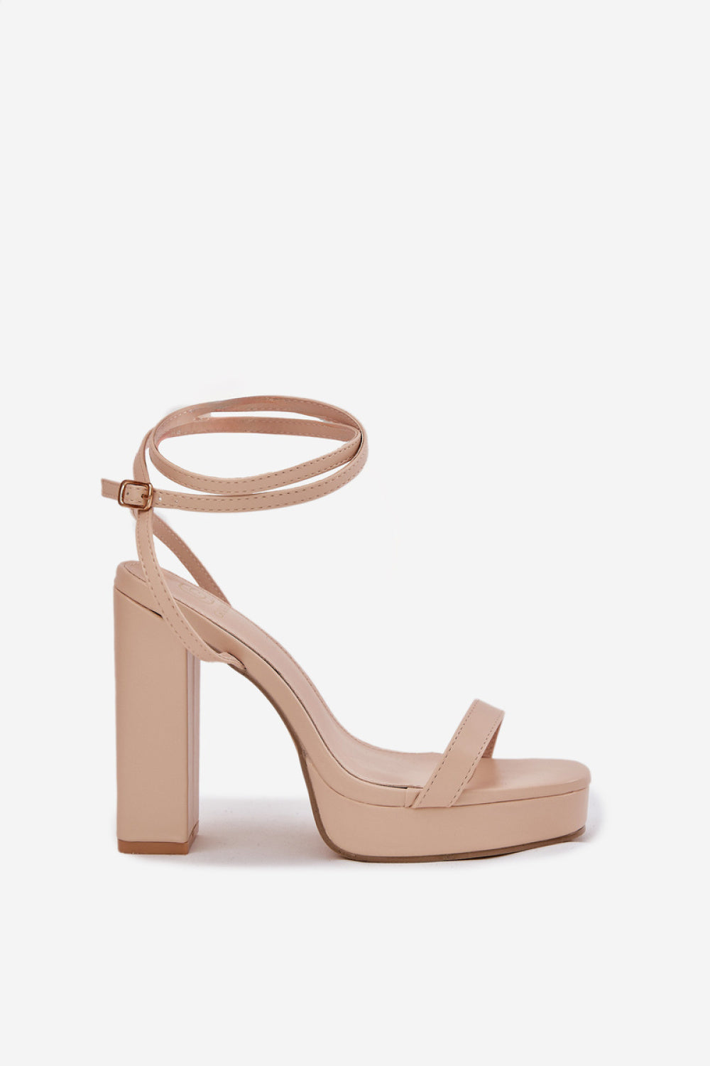 Sandals with heel model 212820 Step in style