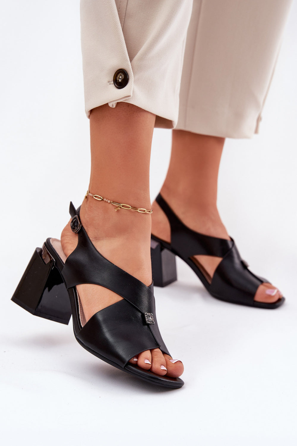 Heeled sandals model 212828 Step in style
