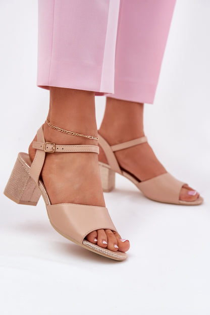 Heeled sandals model 213011 Step in style