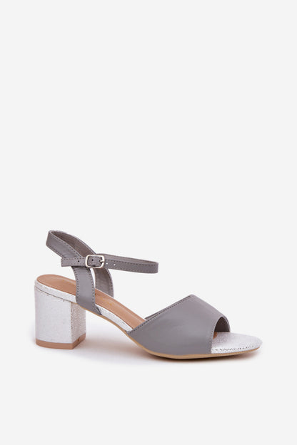 Sandals with heel model 213012 Step in style