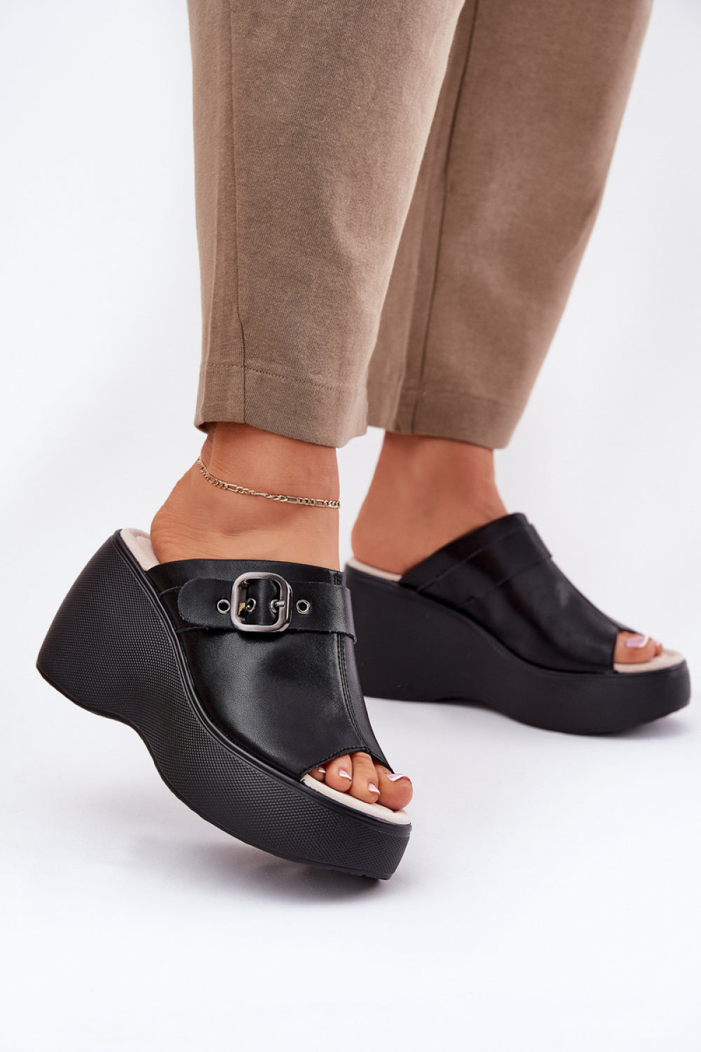 Mules model 213033 Step in style