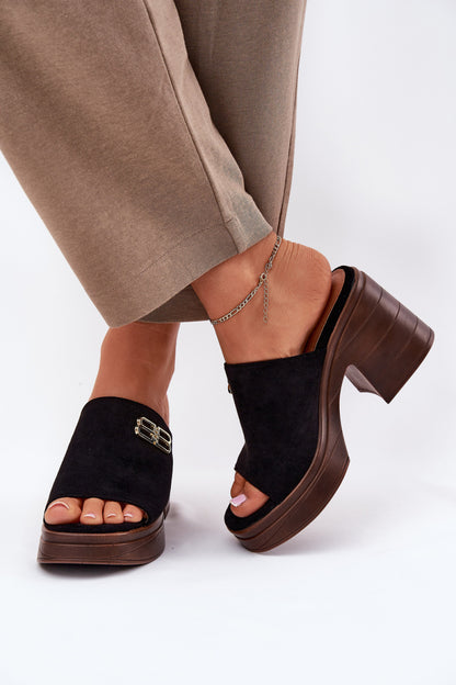 Slippers model 213037 Step in style