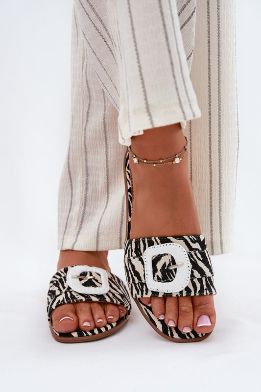 Slippers model 213965 Step in style