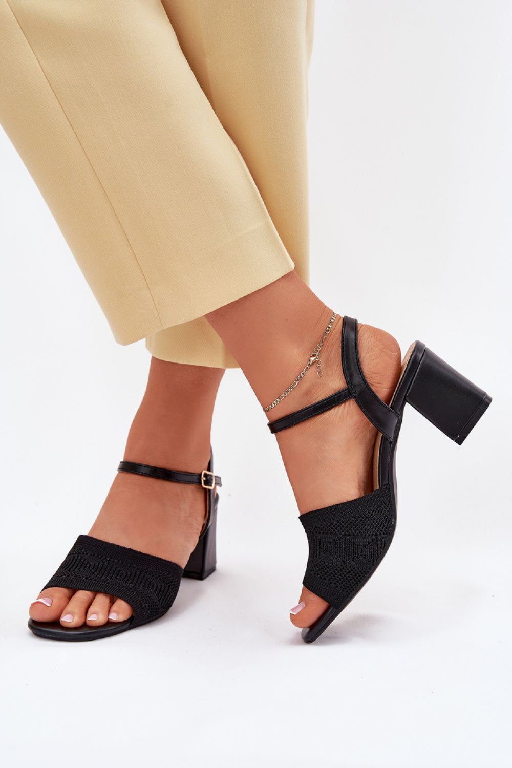 Heeled sandals model 214686 Step in style