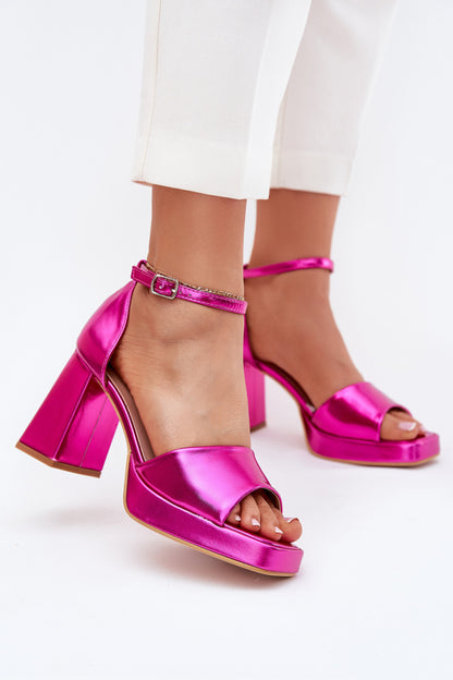 Heeled sandals model 215001 Step in style