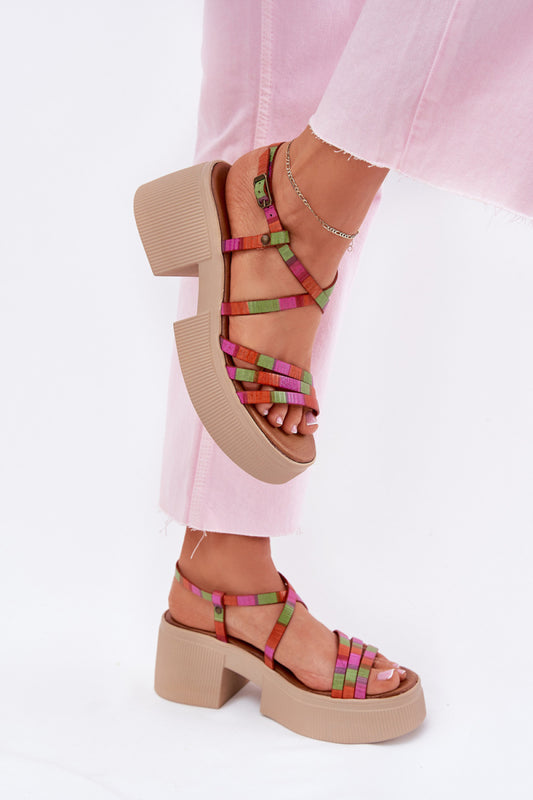 Sandals with heel model 215023 Step in style