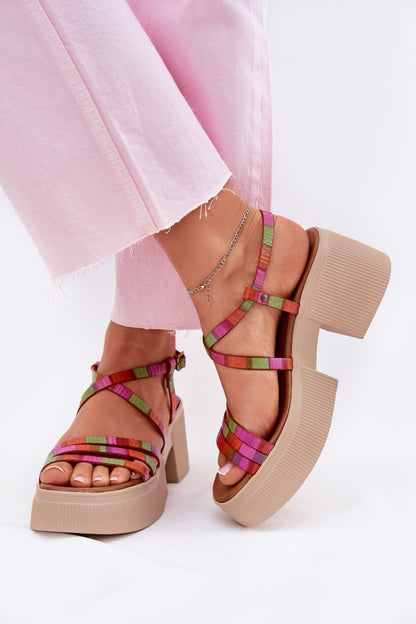 Sandals with heel model 215023 Step in style