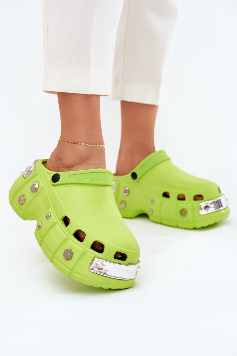 Slides model 215052 Step in style