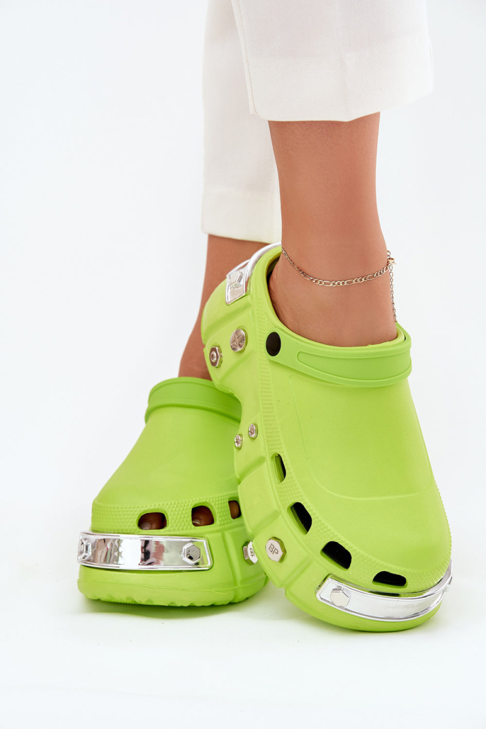 Slides model 215052 Step in style