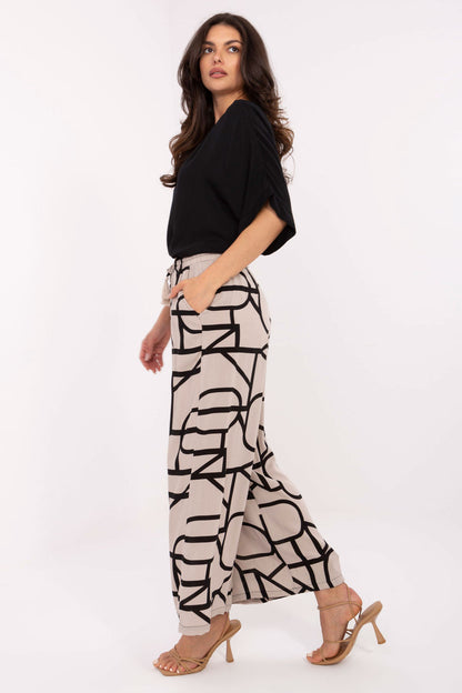 Ladies' trousers model 215117 Sublevel