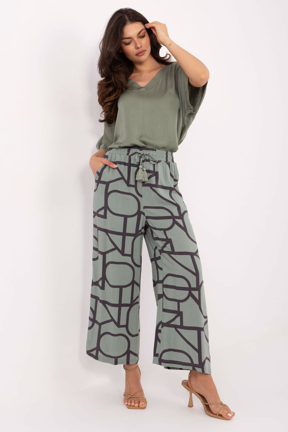 Ladies' trousers model 215118 Sublevel