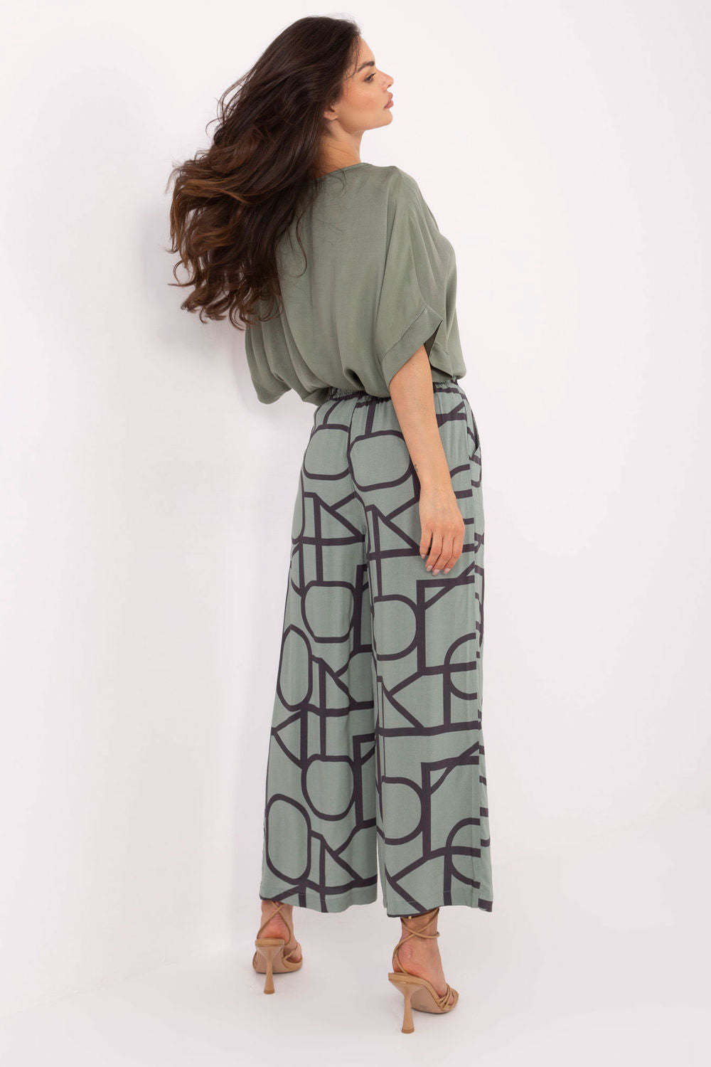 Ladies' trousers model 215118 Sublevel