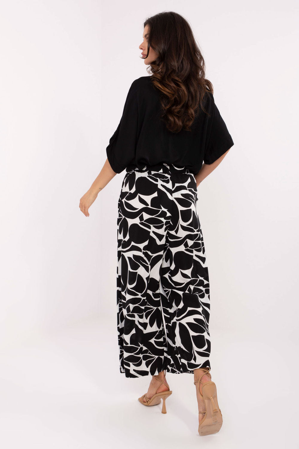 Women's Trousers Model 215122 Sublevel