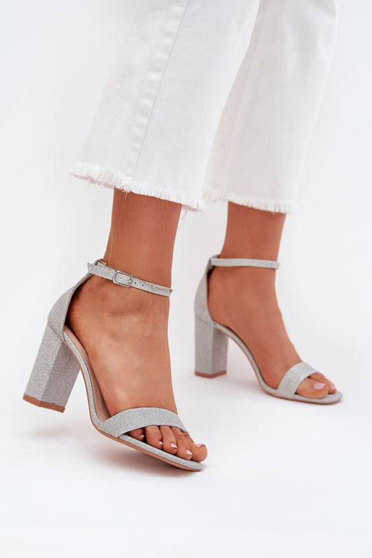 Sandals with heels model 215641 Step in style