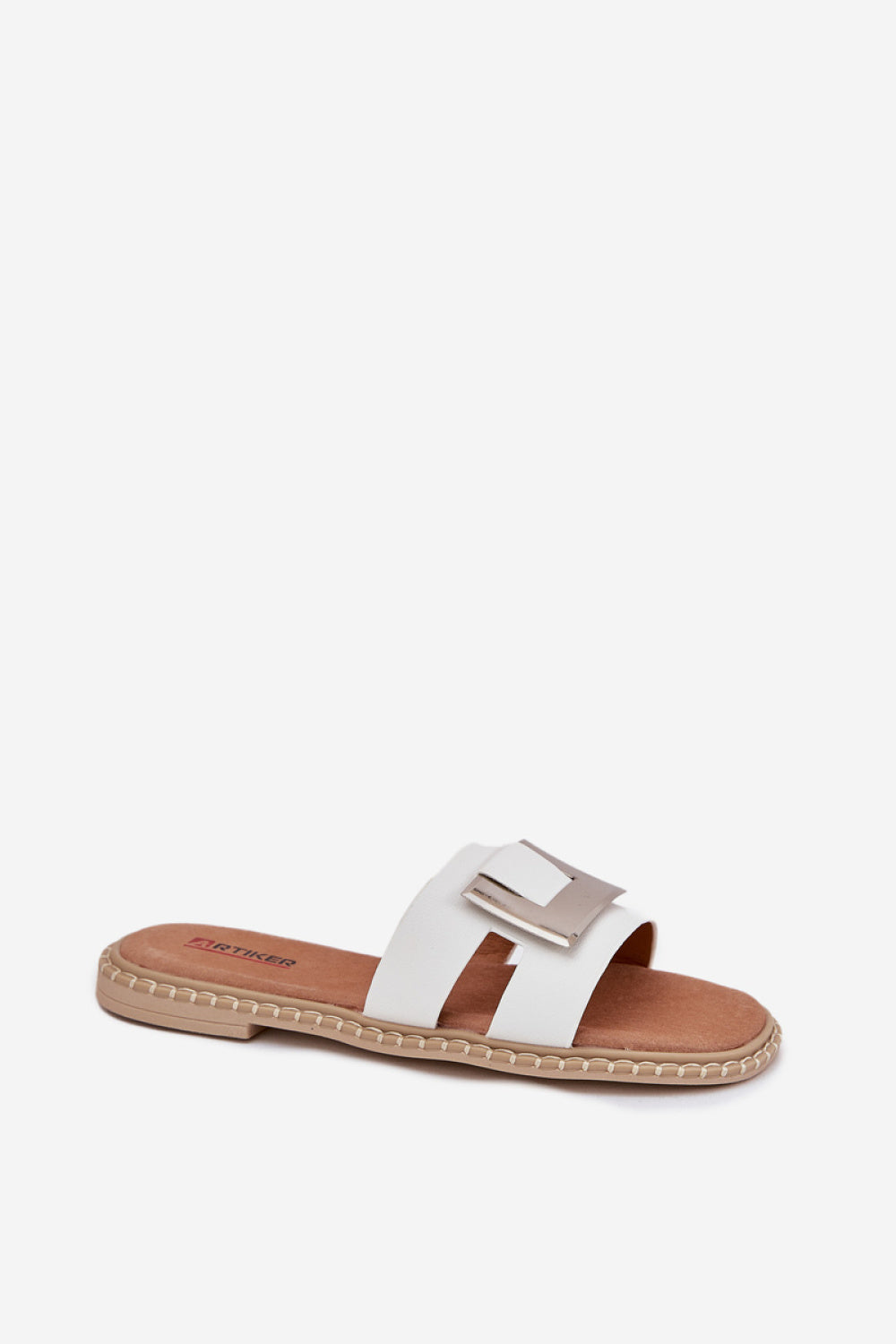 Slippers model 215976 Step in style