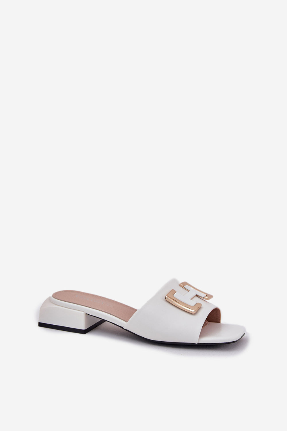 Slippers model 215982 Step in style