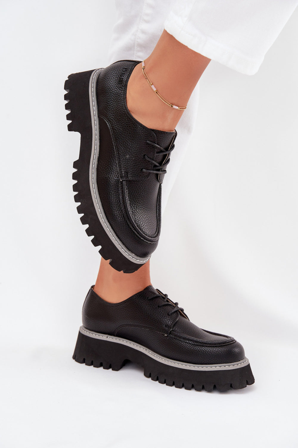 Low shoes model 216318 Step in style