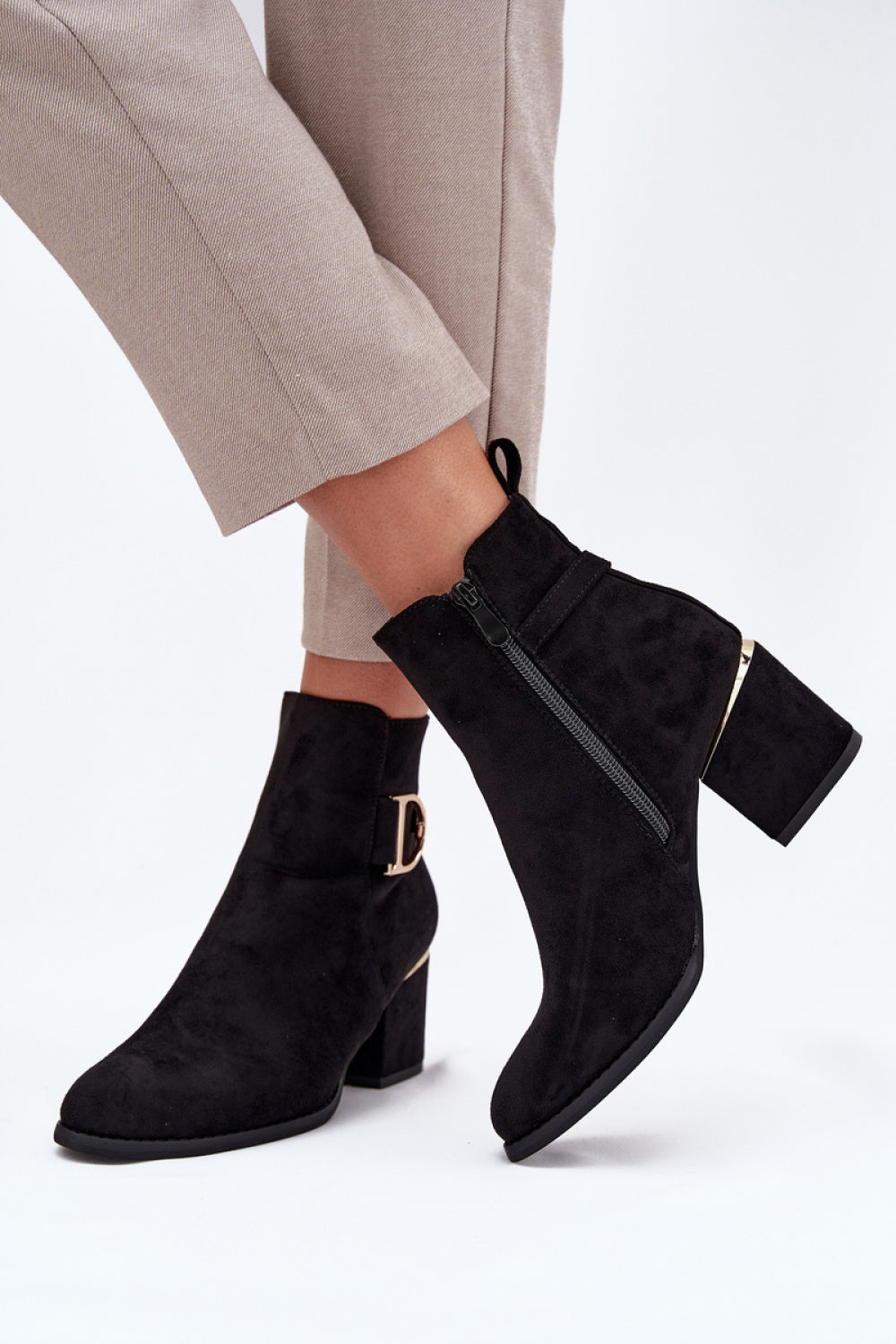 Ankle boots with heels model 216809 Step in style