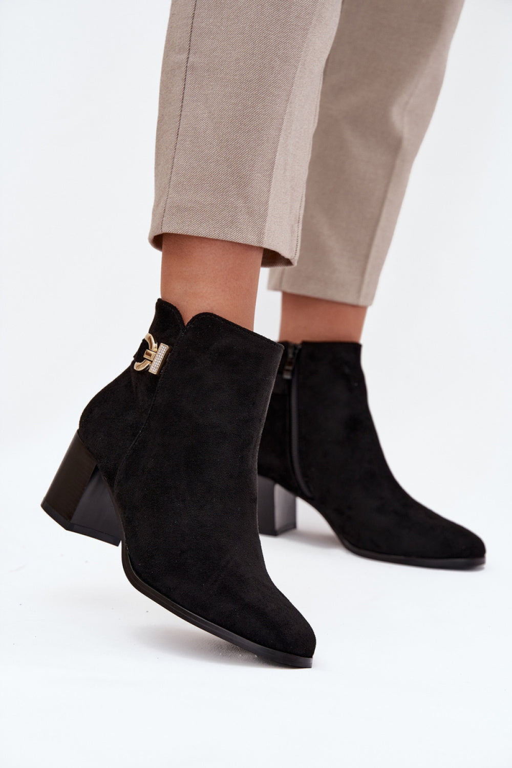 Ankle boots with heels model 216813 Step in style