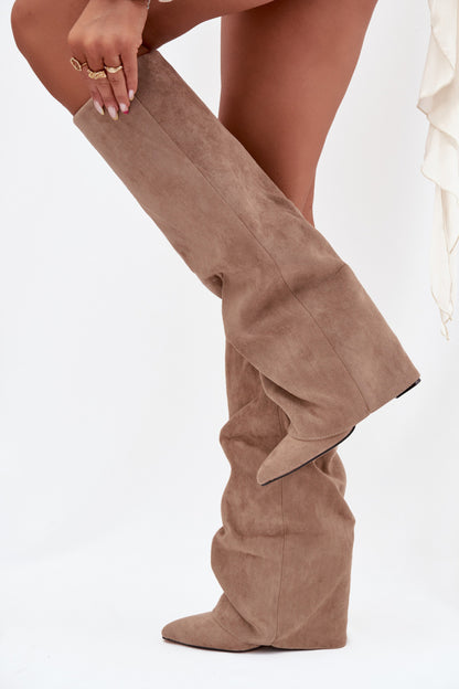 Boots with heels model 216987 Step in style