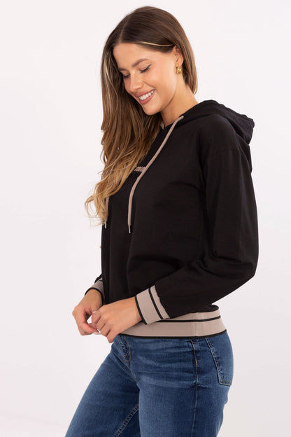 Sweater model 217025 Relevance