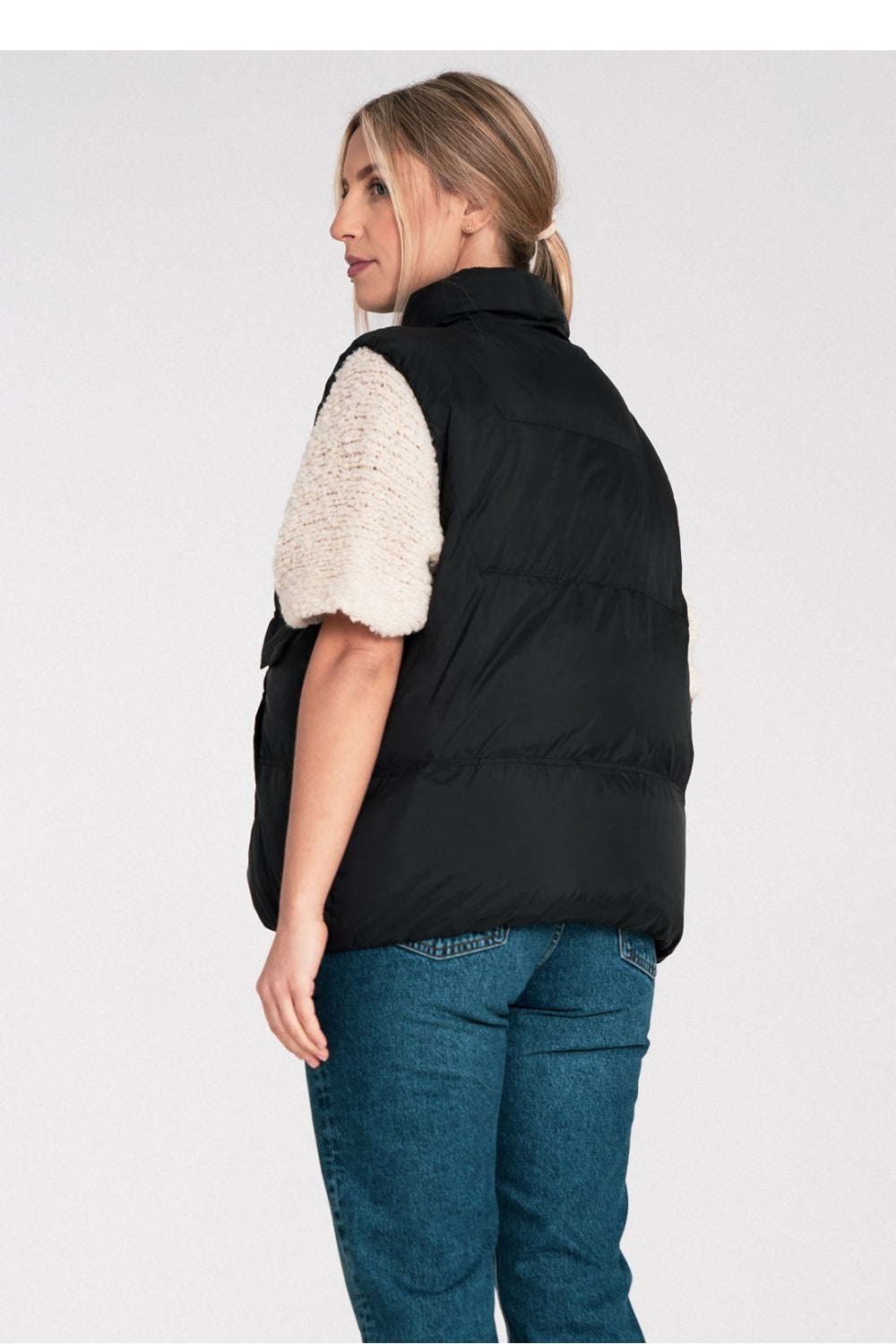 Vest model 217069 Figl