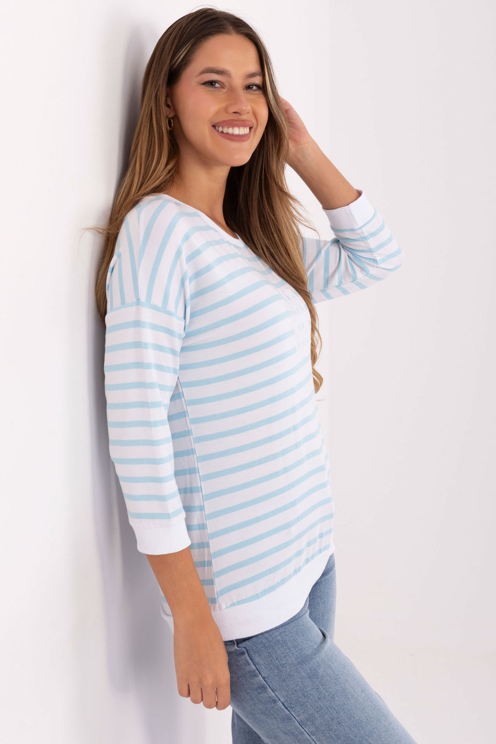 Blouse model 217309 Relevance