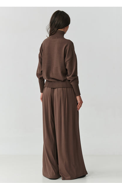 Rollkragenpullover model 217394 Makadamia