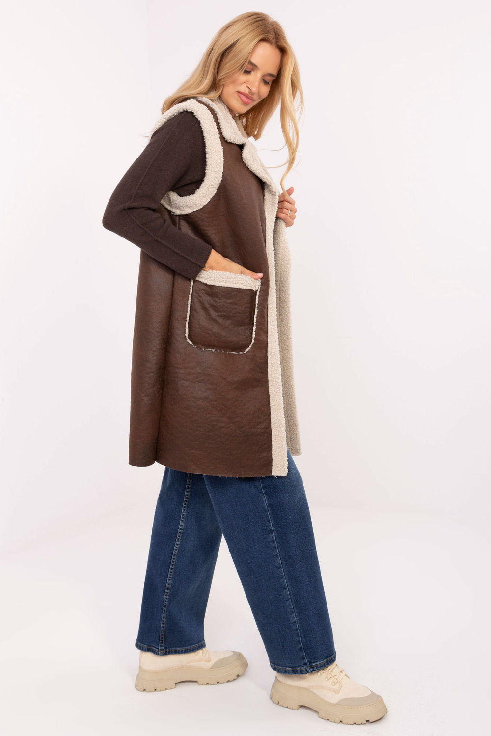 Vest model 217648 Factory Price