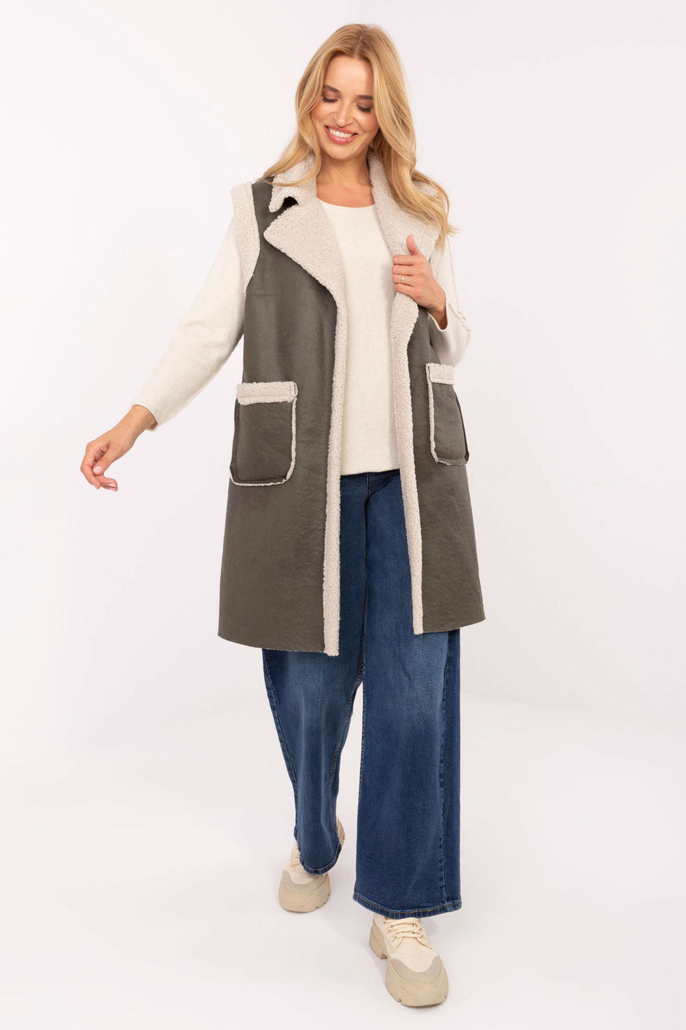 Vest model 217649 Factory Price