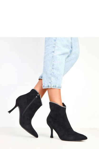 Ankle boots with heel model 217908 Solea
