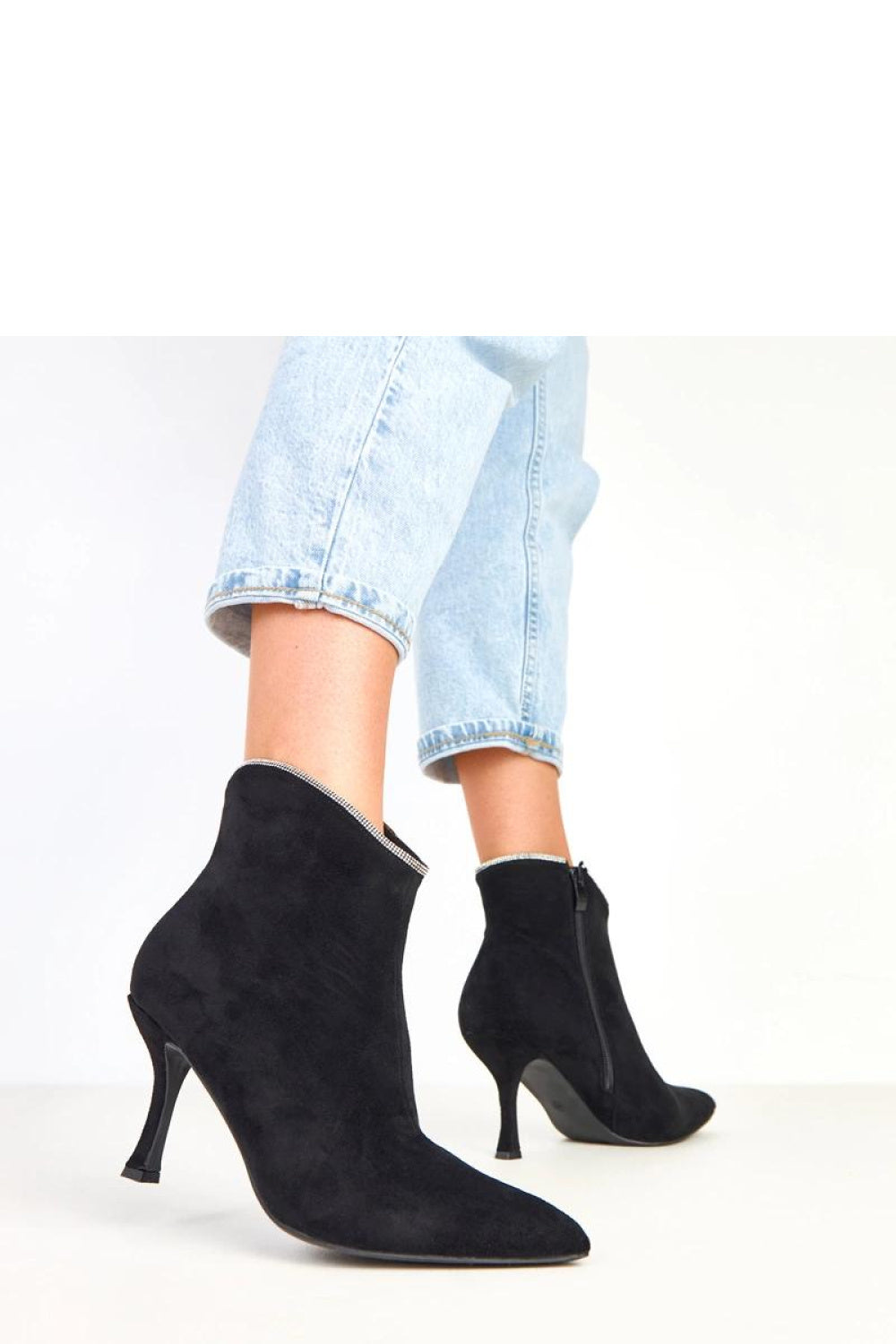 Ankle boots with heel model 217908 Solea