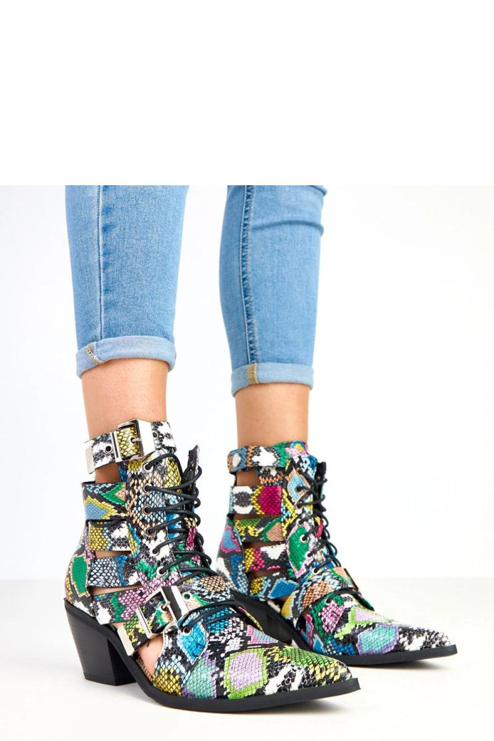 Heeled ankle boots model 217930 Solea