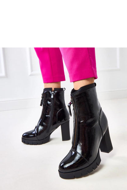 Ankle boots with heel model 217947 Solea